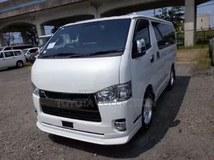 Toyota HiAce 2024