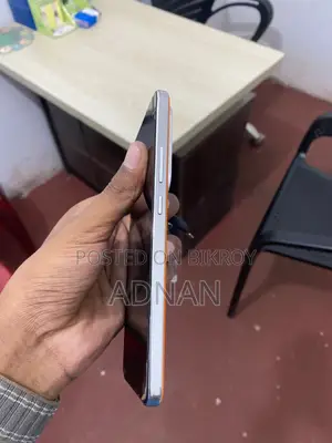 iQOO 256 GB Orange