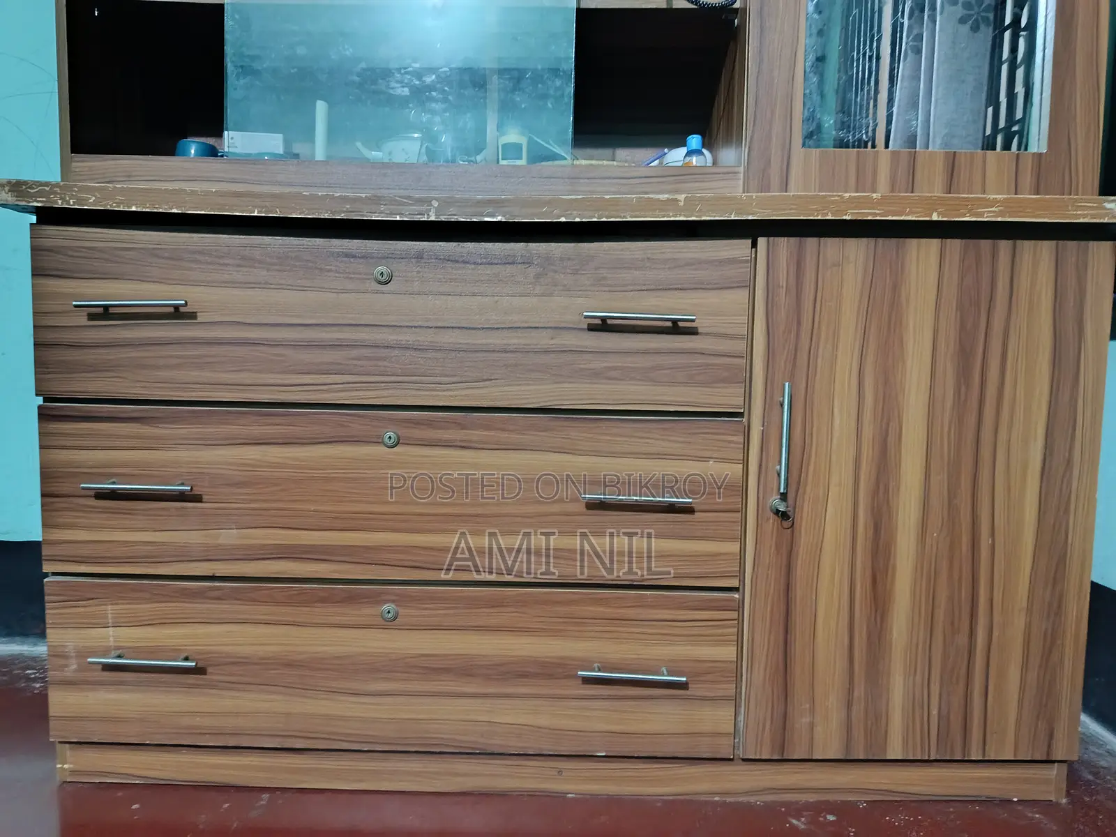 Cabinet/Wardrobe