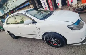 Toyota Corolla Sedan 2004 White