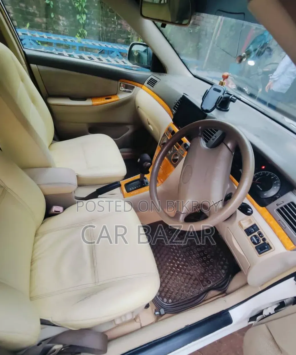 Toyota Corolla Sedan 2004 White