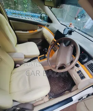 Toyota Corolla Sedan 2004 White