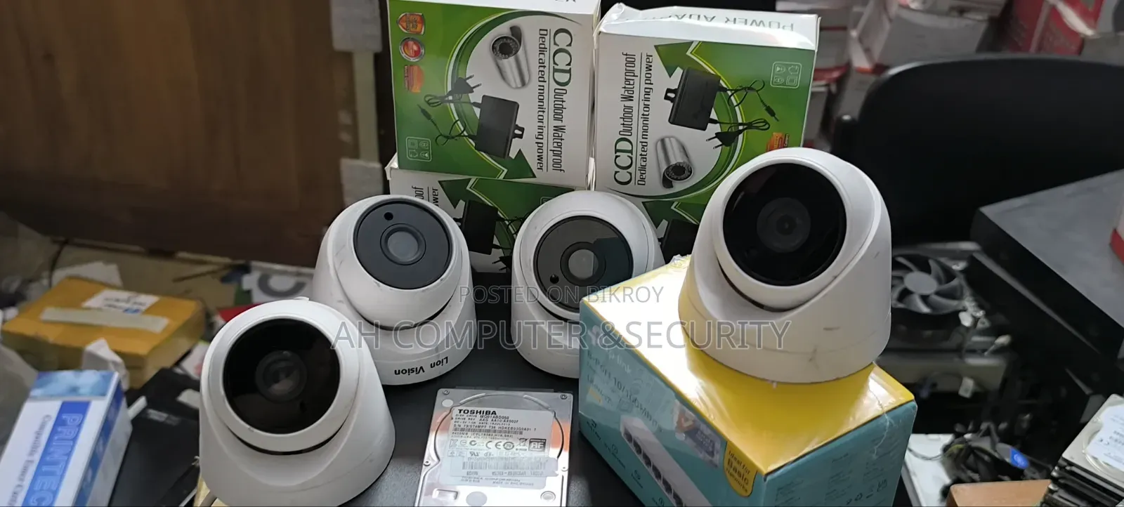 সিসিটিভি প্যাকেজ আইপি ক্যামেরা ৪ পিস ৮ চ্যানেল এনভিআর ৩২০ জিবি ফুল সেট