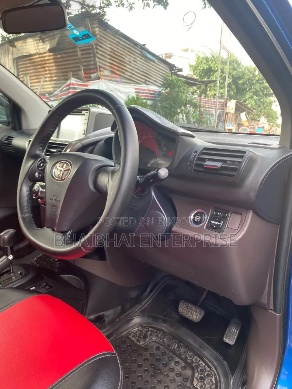 Toyota iQ 2009 Blue