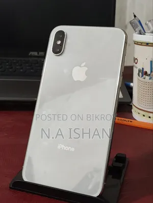 Apple iPhone X 64 GB White