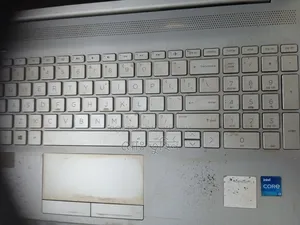 Laptop HP 15 4GB Intel Core i3 HDD+SSD 1T