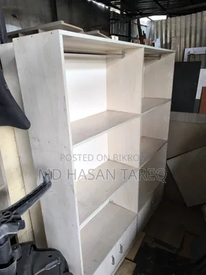 File Cabinet 6/7 Feet