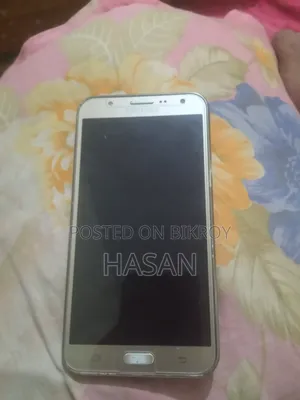 Samsung Galaxy J7 Nxt 16 GB Gold