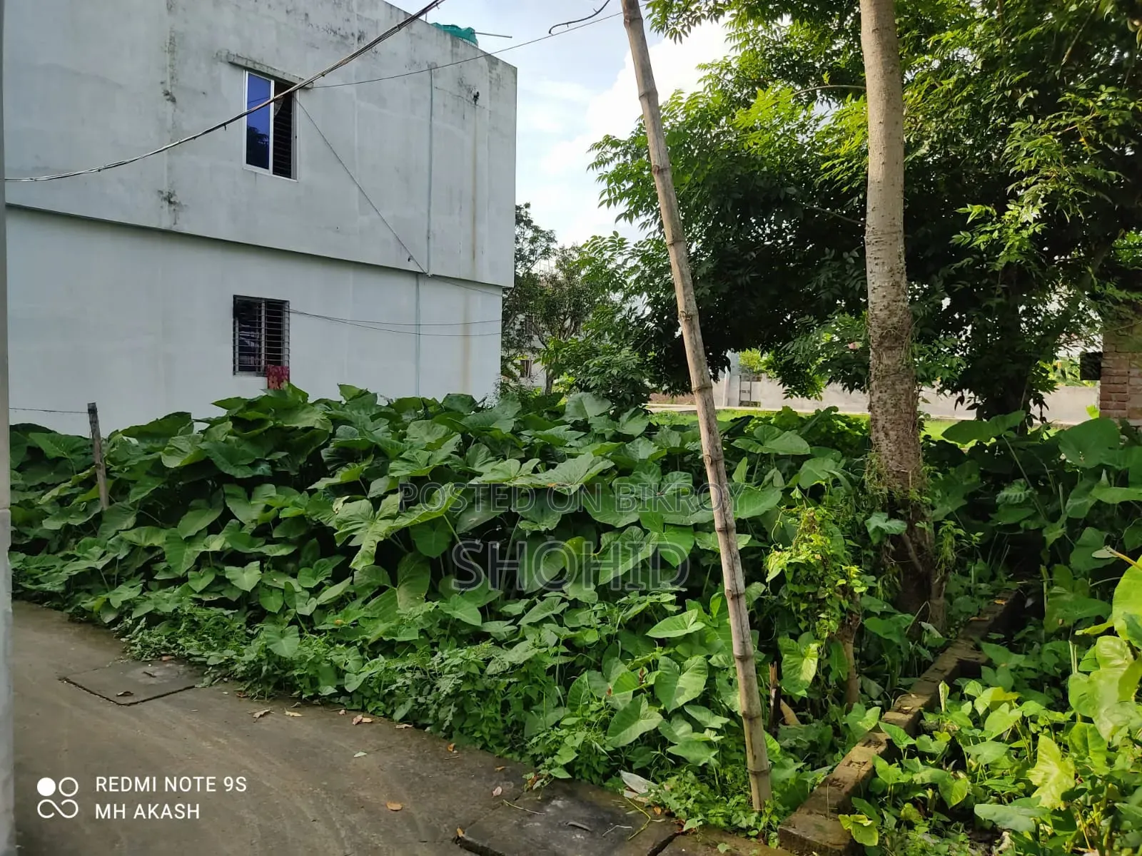১.৫ কাঠা স্কয়ার জমি বিক্রয় হবে