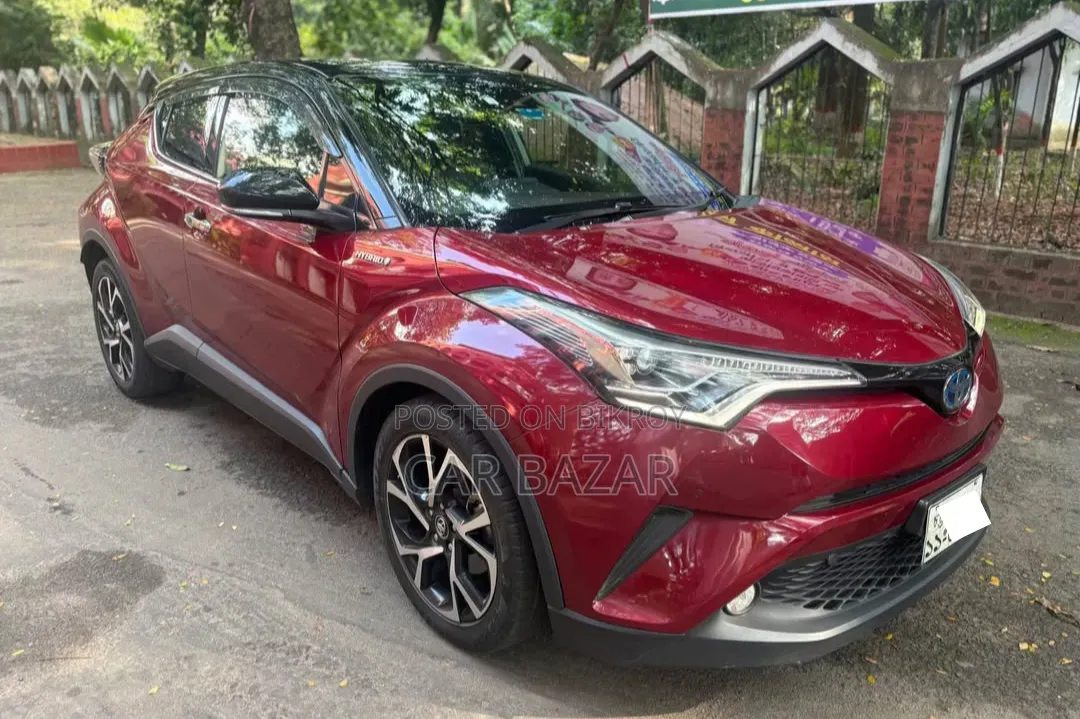 Toyota C-HR XLE Prermium FWD (2.0L 4cyl 2AM) 2018 Maroon