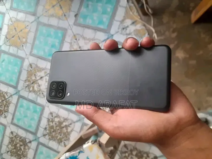Samsung Galaxy A12 64 GB Black