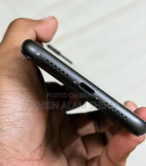 Apple iPhone 11 128 GB Black