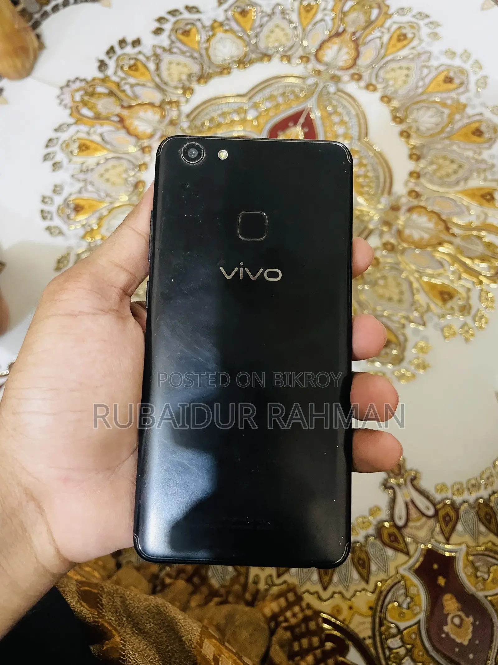 Vivo V7Plus 64 GB Black