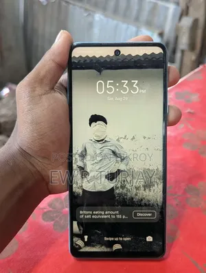 Infinix Hot 30 128 GB Silver