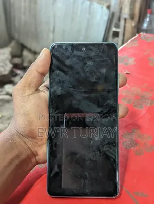 Infinix Hot 30 128 GB Silver