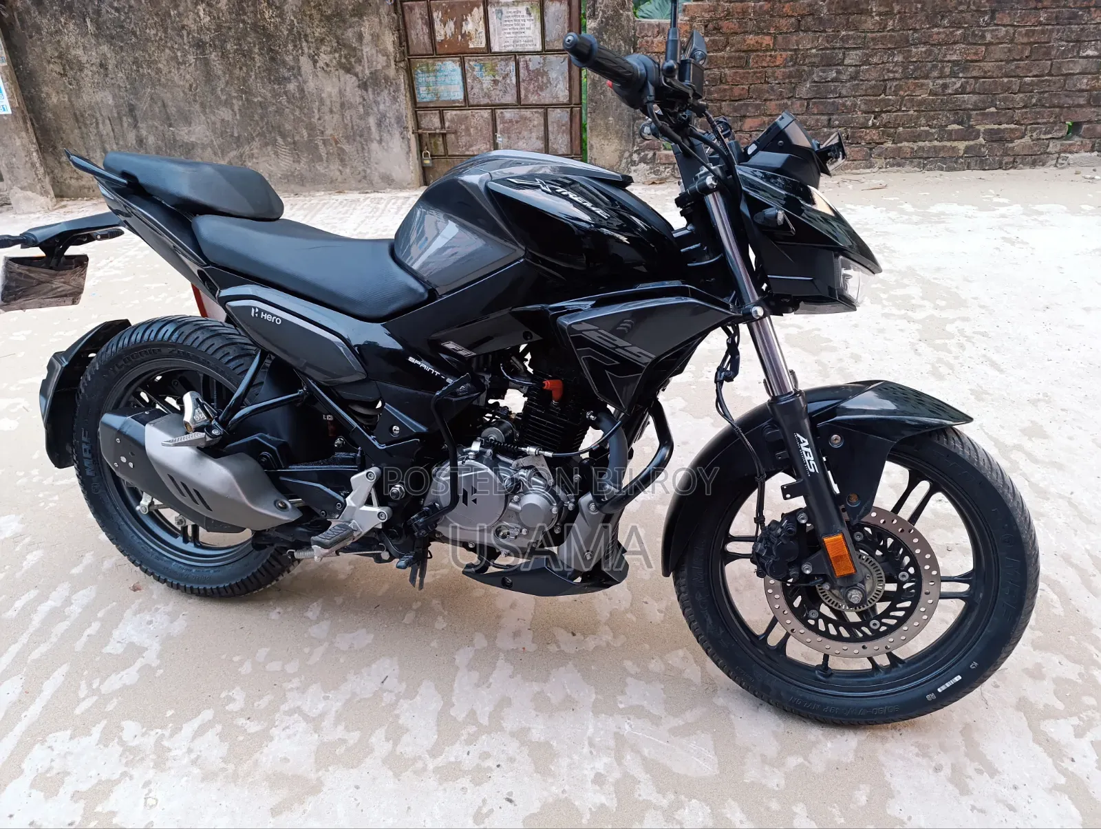 Hero Xtreme 125R 2025 Black