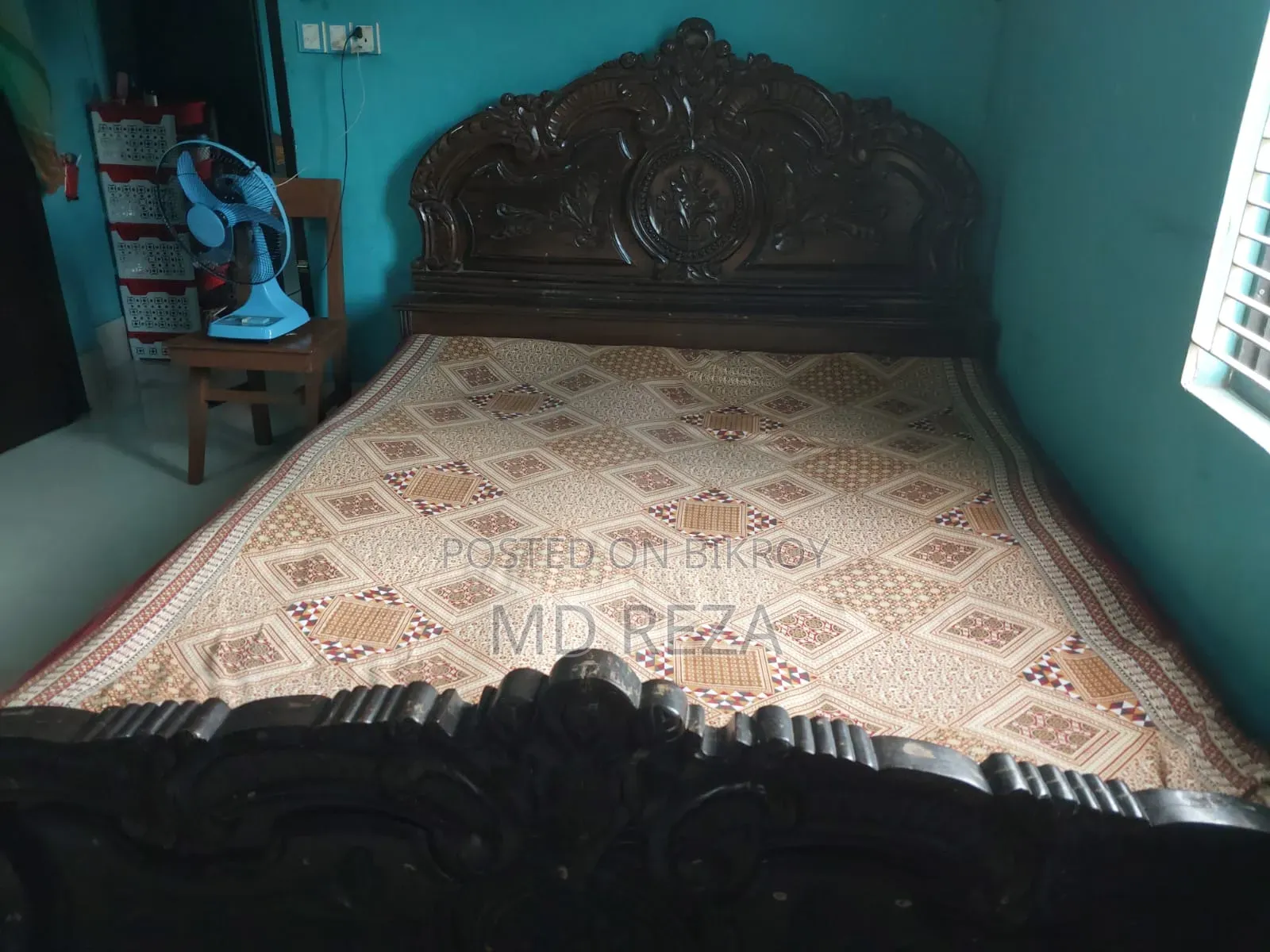 6 ফিট বাই ৭ ফিট খাট