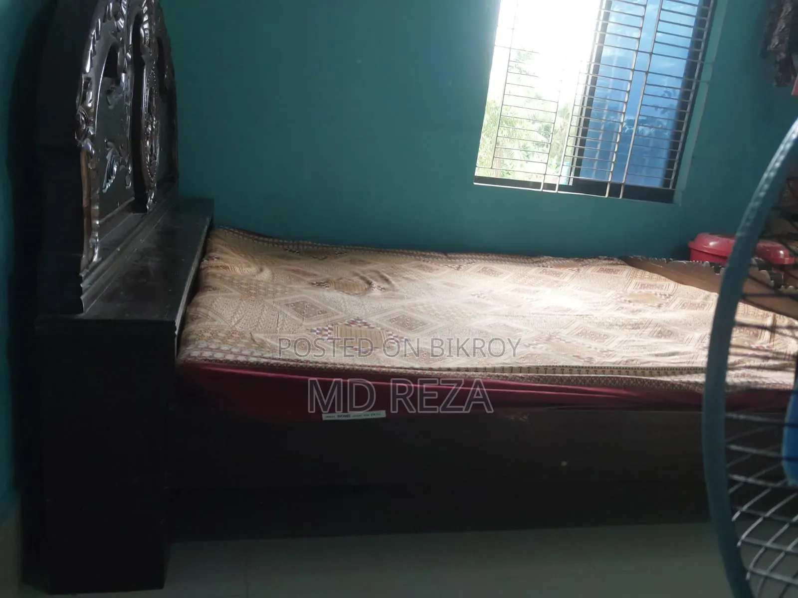 6 ফিট বাই ৭ ফিট খাট