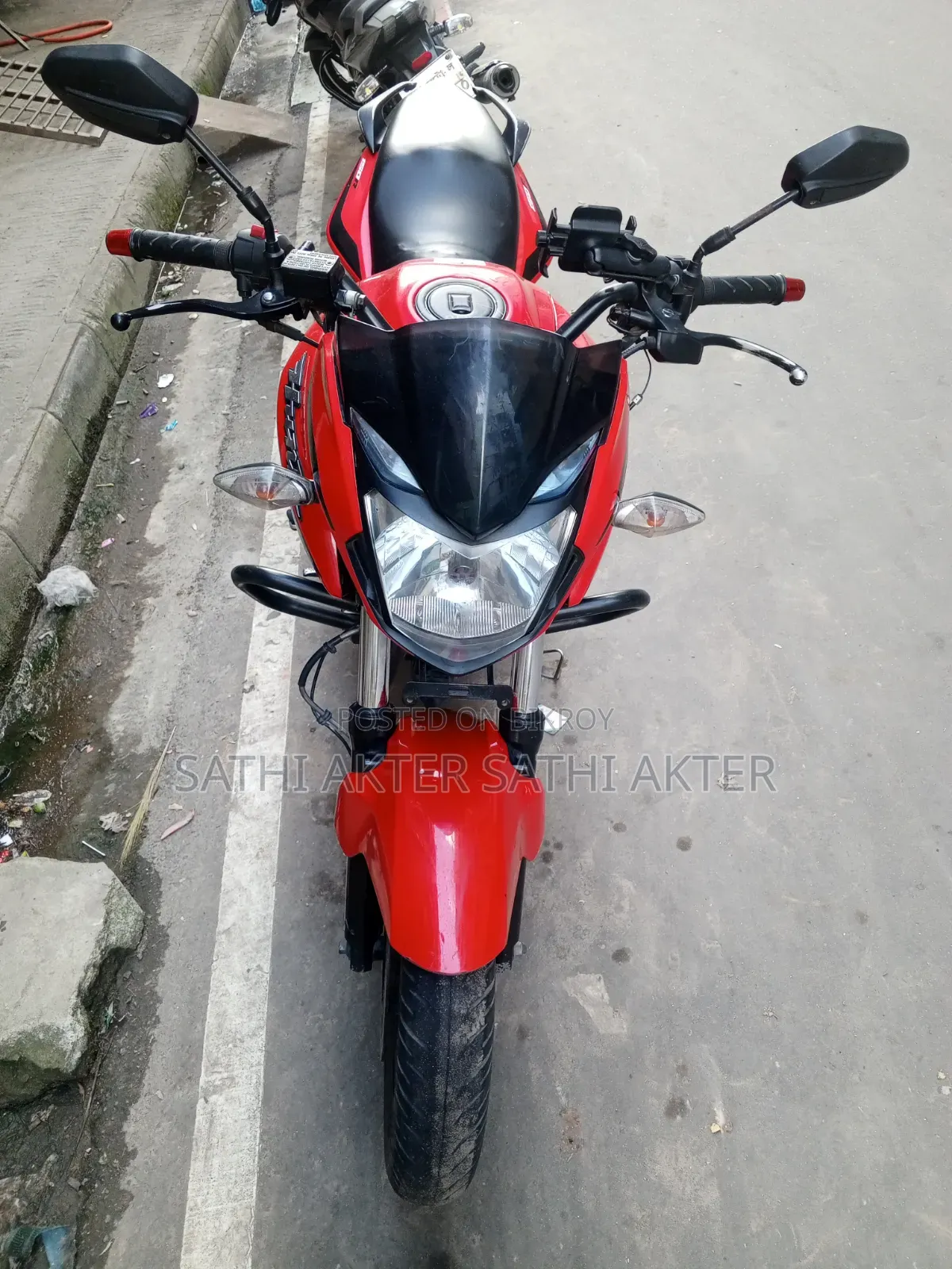 Hero Hunk 2022 Red