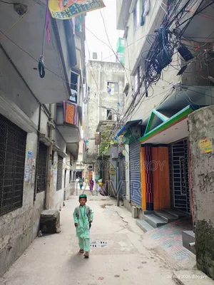 4bdrm Apartment in Dhakiya Bari, Kamrangirchar for sale