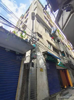 4bdrm Apartment in Dhakiya Bari, Kamrangirchar for sale