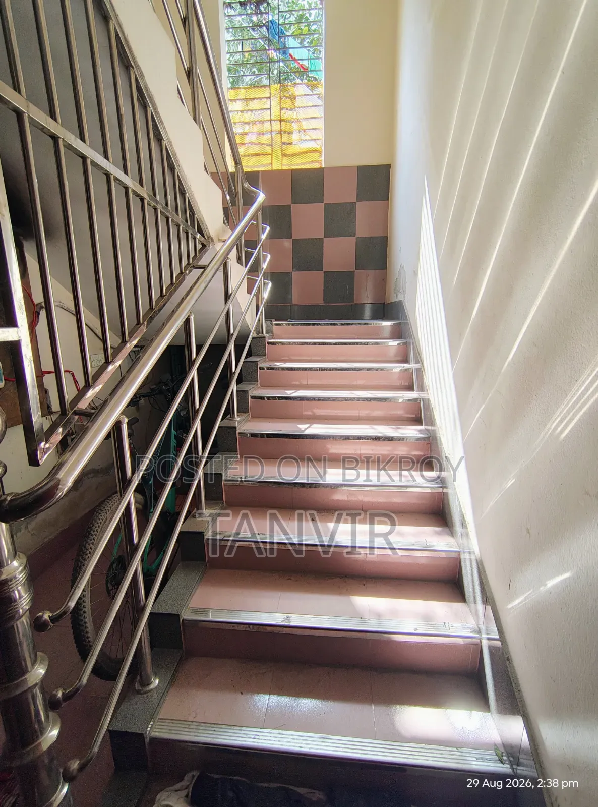 4bdrm Apartment in Dhakiya Bari, Kamrangirchar for sale