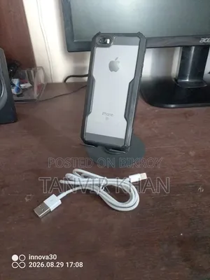 Apple iPhone SE 32 GB Gray