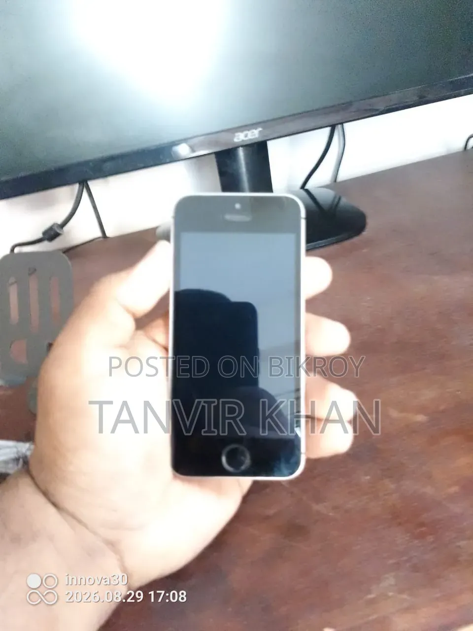 Apple iPhone SE 32 GB Gray