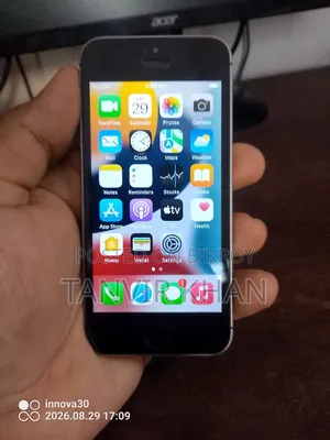 Apple iPhone SE 32 GB Gray