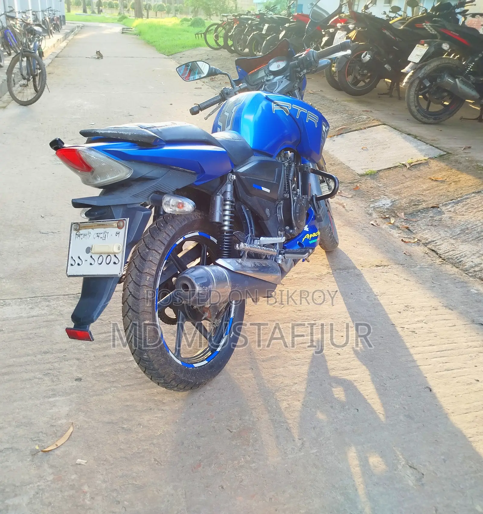 TVS Apache RTR 160 2V 2017 Blue
