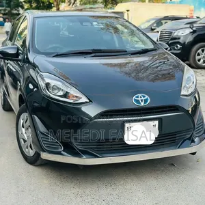Toyota Aqua 2019 Black