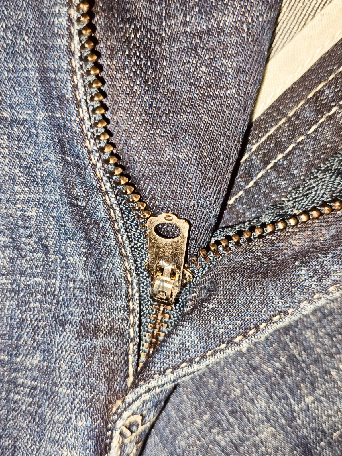 Premium Blue Denim Jeans Pant – Size 33 | Stylish Casual Fit
