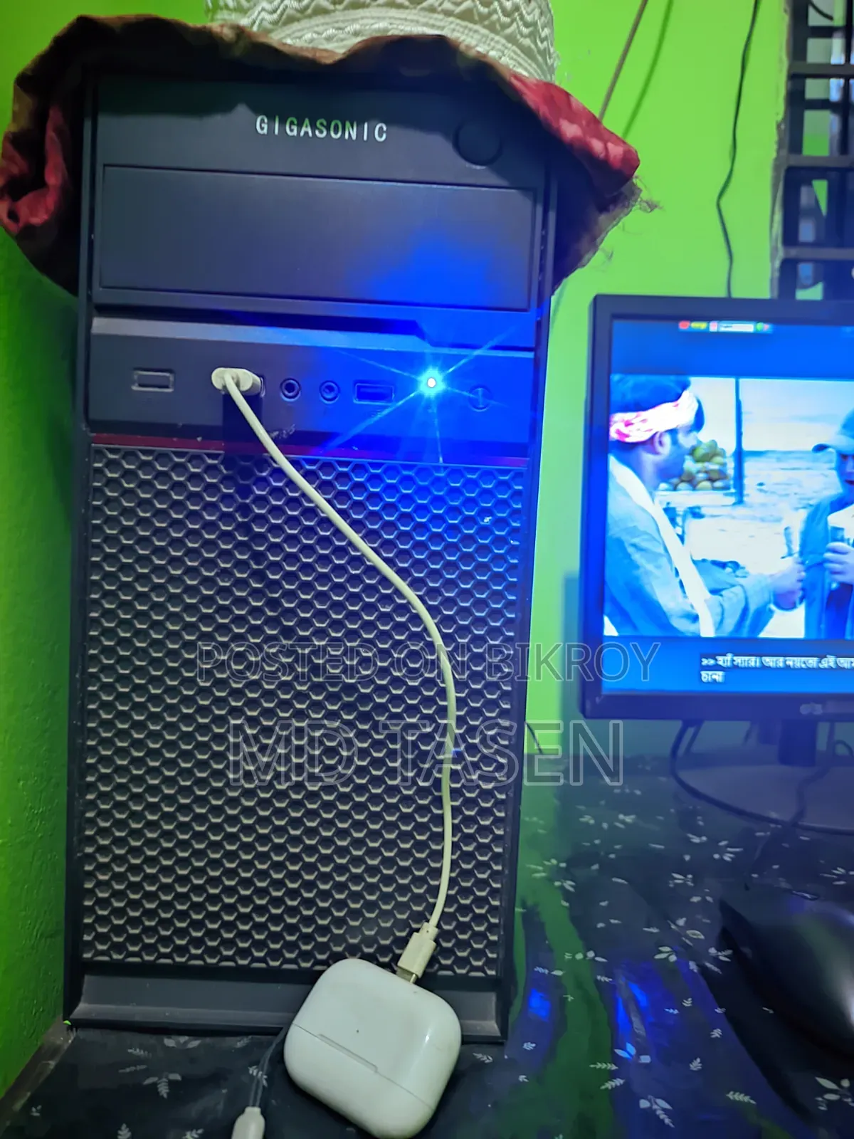 Desktop Computer 4GB Intel HDD+SSD 512GB