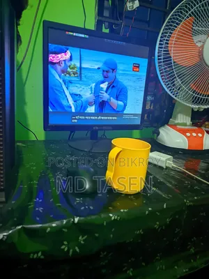 Desktop Computer 4GB Intel HDD+SSD 512GB
