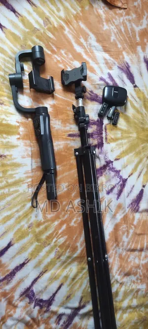 কেমেরা এস্টান ভিডিও এস্টান মাউথ ইস্পিকার