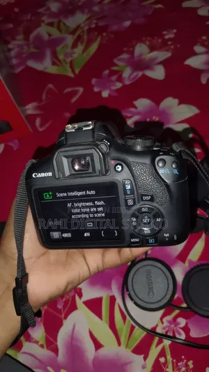 ক্যানন ক্যামেরা ২০০০ ডি