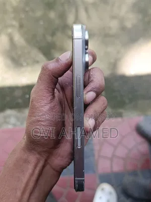 Apple iPhone 16 Pro 128 GB Silver
