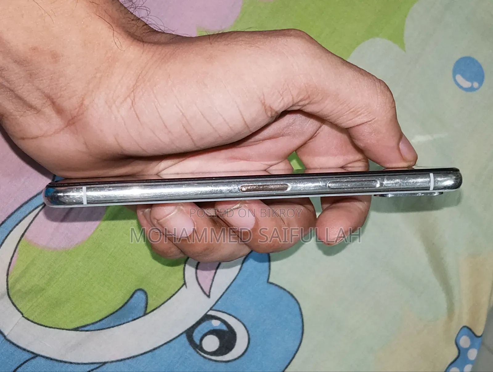 অ্যাপল আইফোন এক্সএস ৬৪ জিবি হোয়াইট