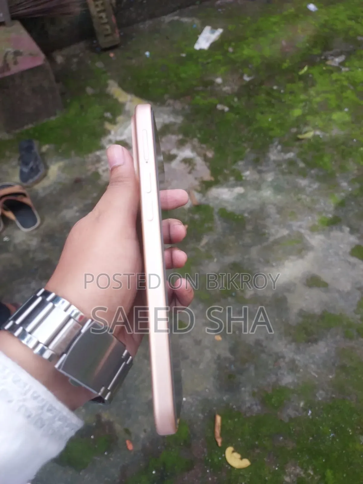 New M-Horse 128 GB Gold