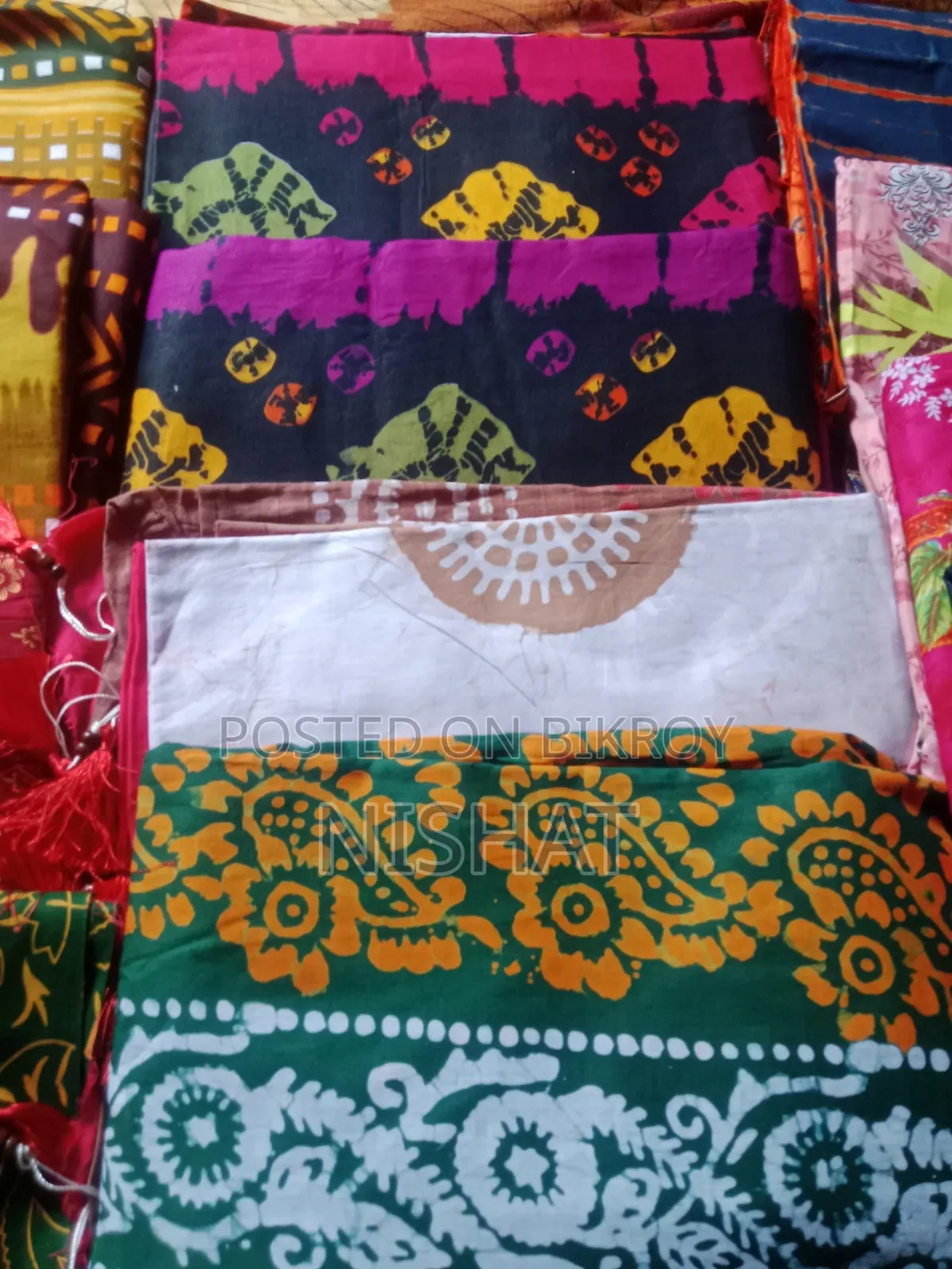 কিছু ভালো ডিজাইনের থ্রি-পিস