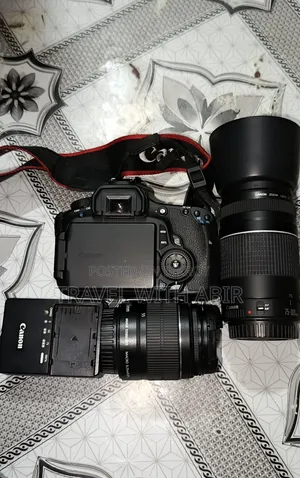 DSLR Camera