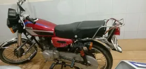 Honda XL 125 2006 Red