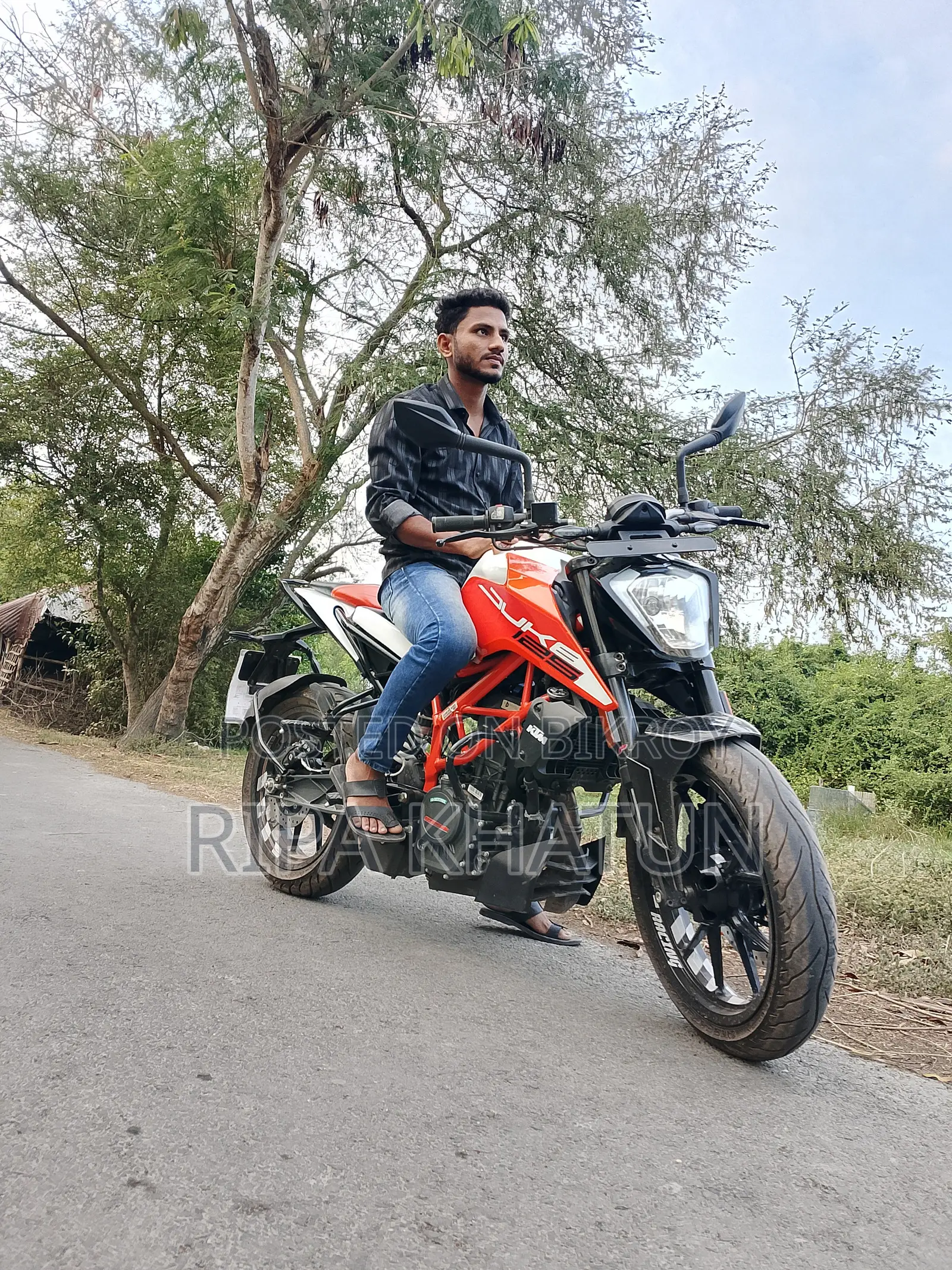 KTM Duke 125 2025 Orange