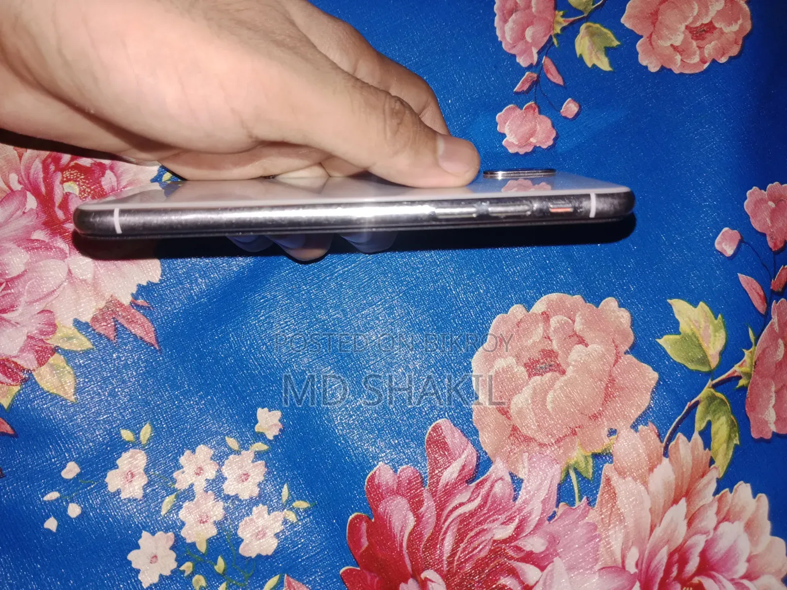 Apple iPhone X 64 GB White
