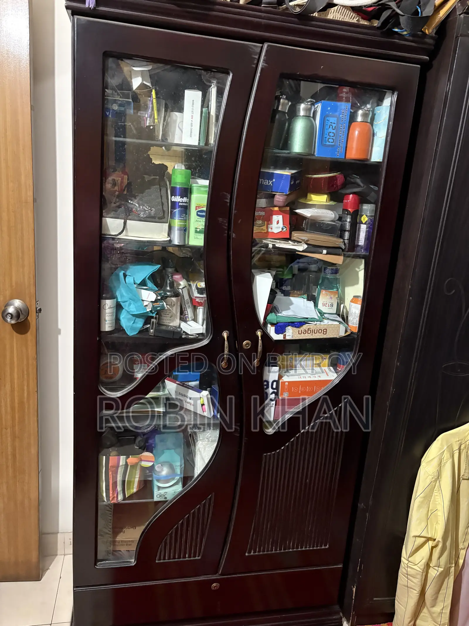 Mirror Showcase/ Cabinet