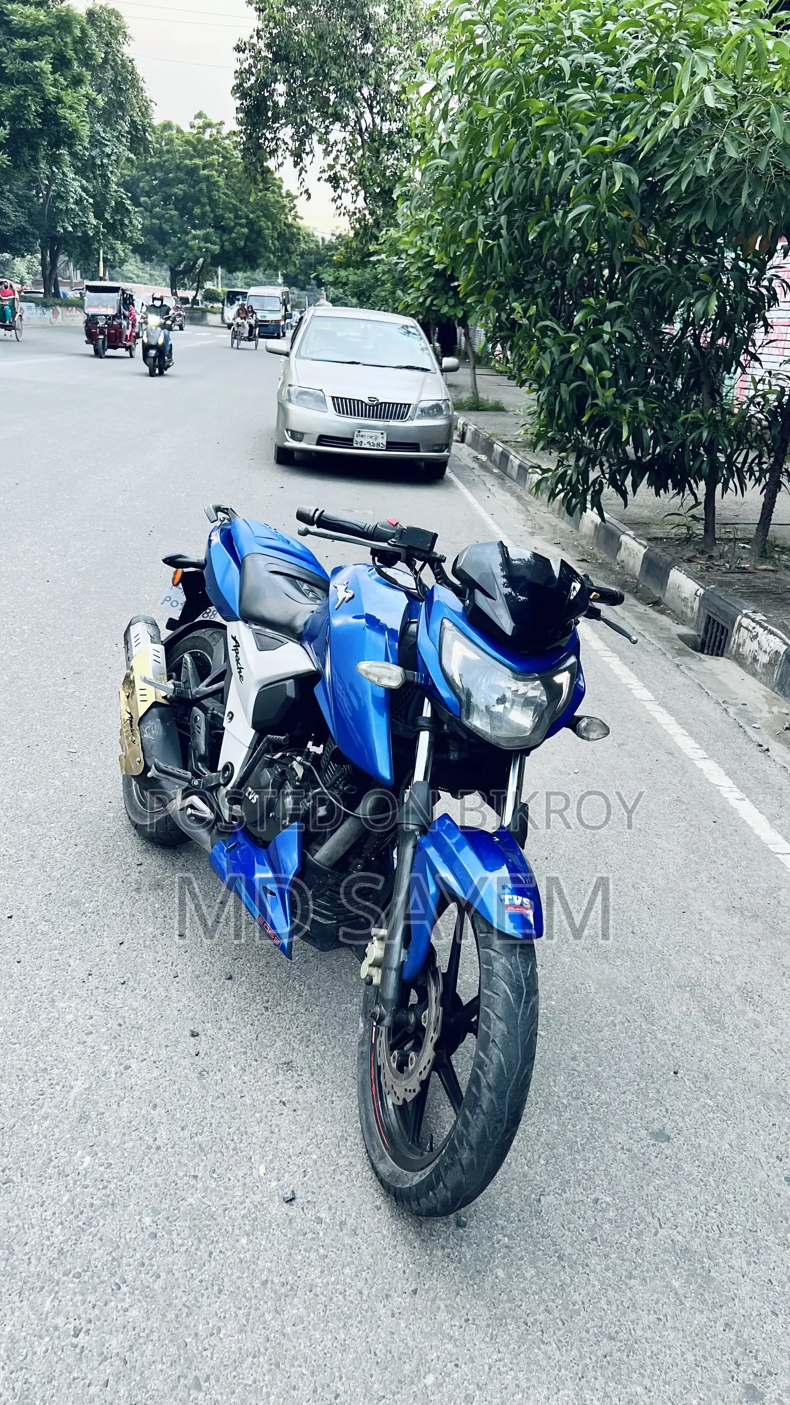 TVS Apache RTR 160 4V 2019 Blue