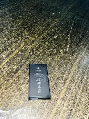 iPhone 12 Battery