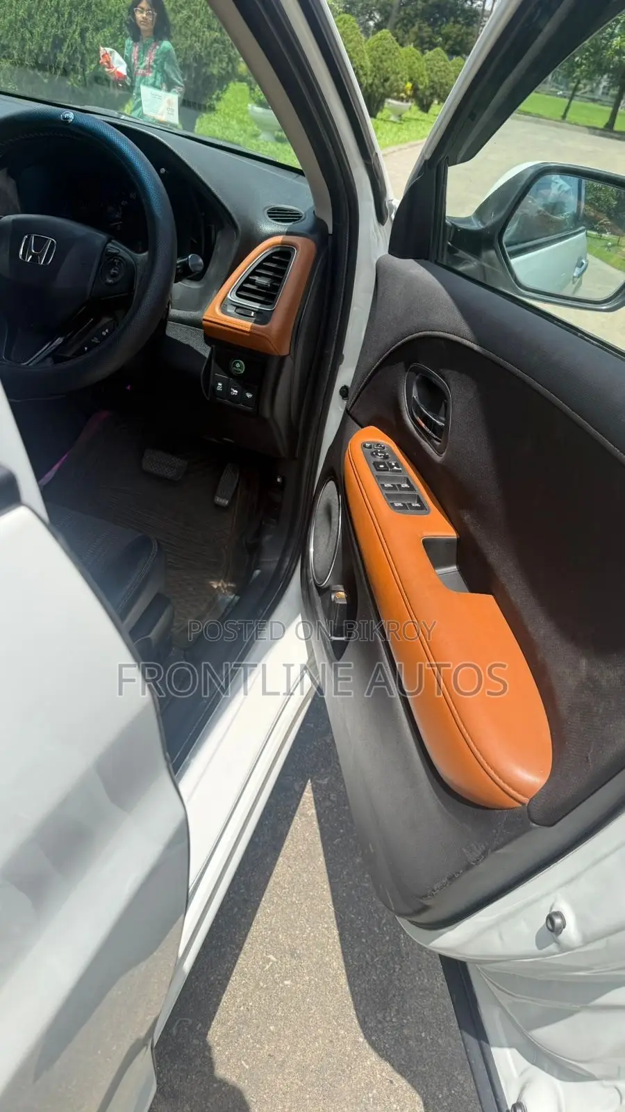 Honda Vezel 2014 Pearl