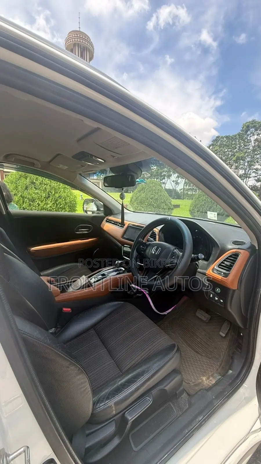 Honda Vezel 2014 Pearl