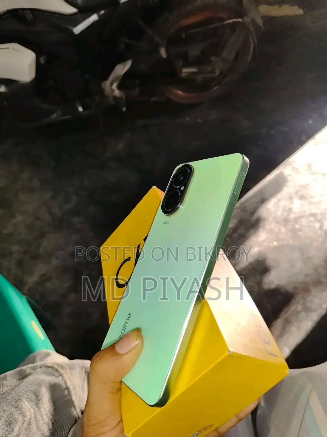 New Realme C67 128 GB Orange